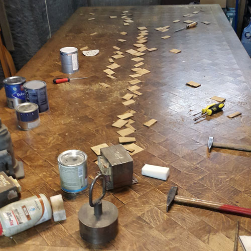 Restauration d'une grande table: étape 1